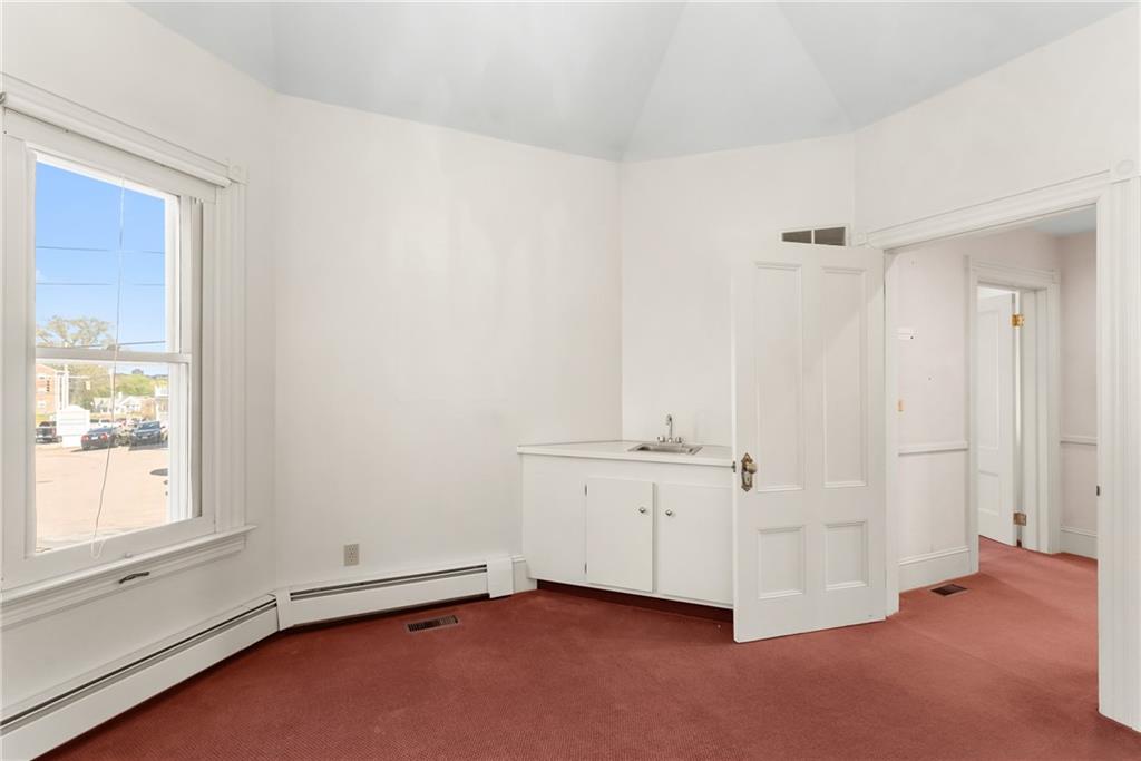 1358 Smith Street Property Photo 20