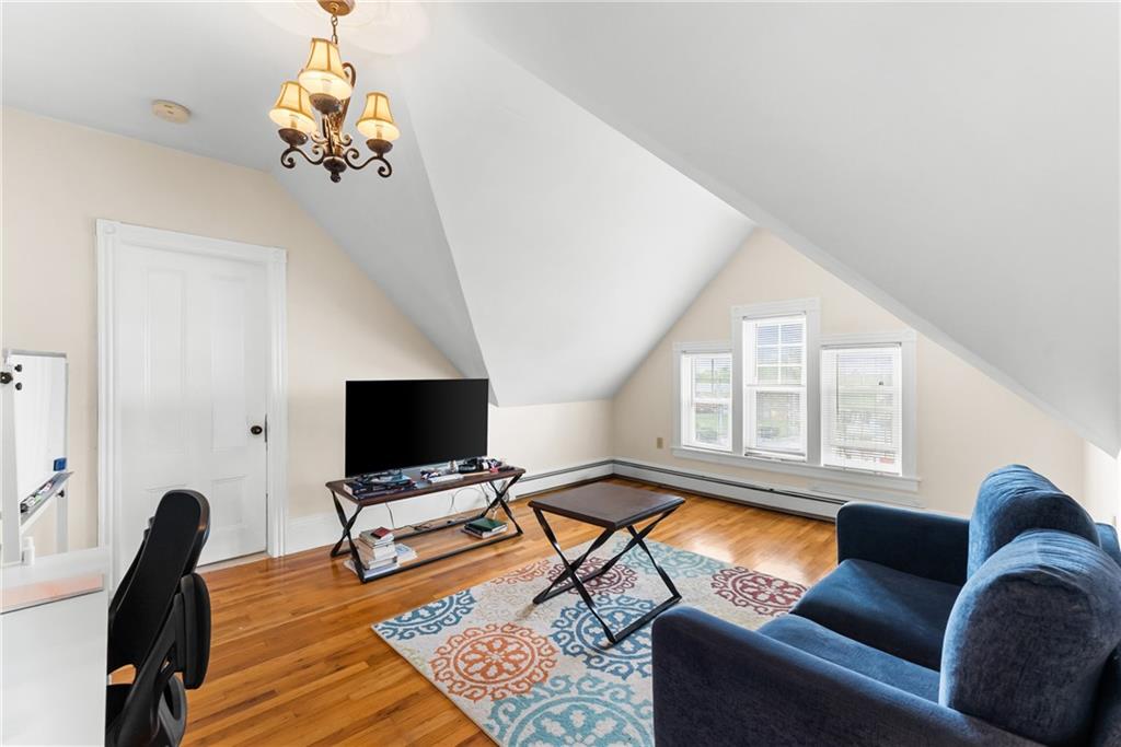 1358 Smith Street Property Photo 38