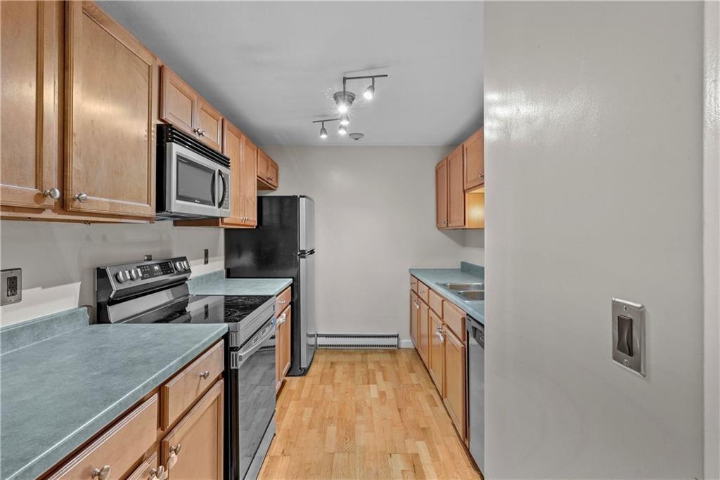 117 John Street Unit 14 Property Photo 4