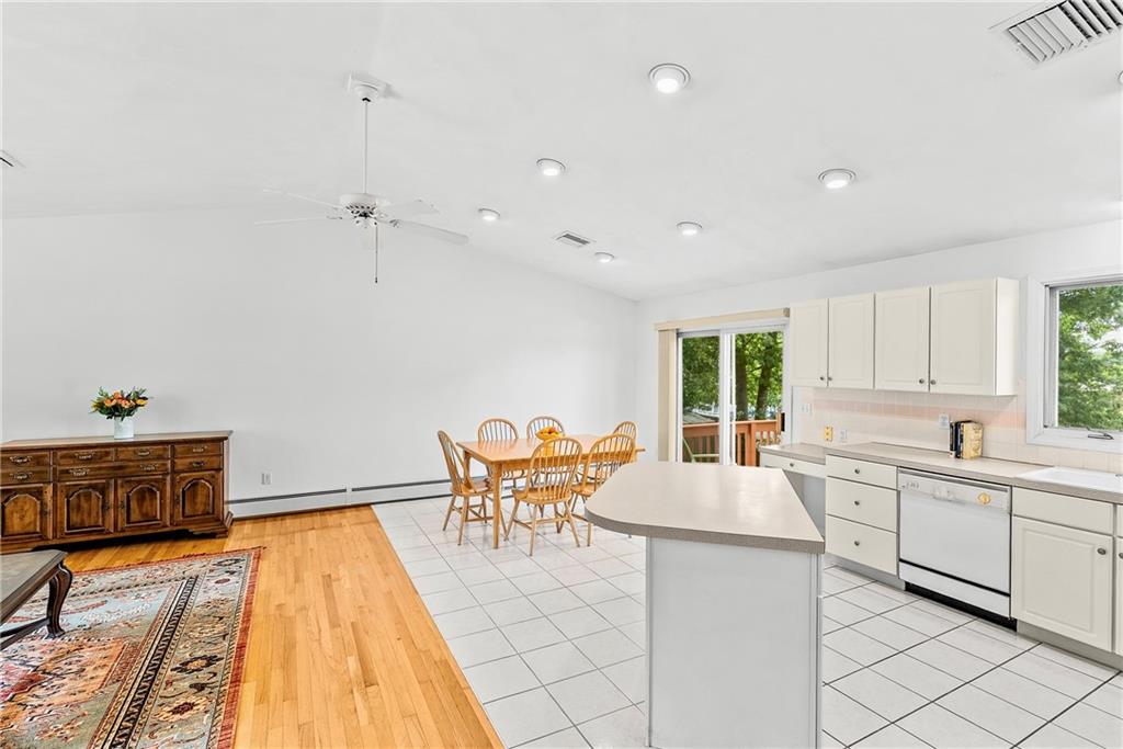 2 Ryan Lane Property Photo 8