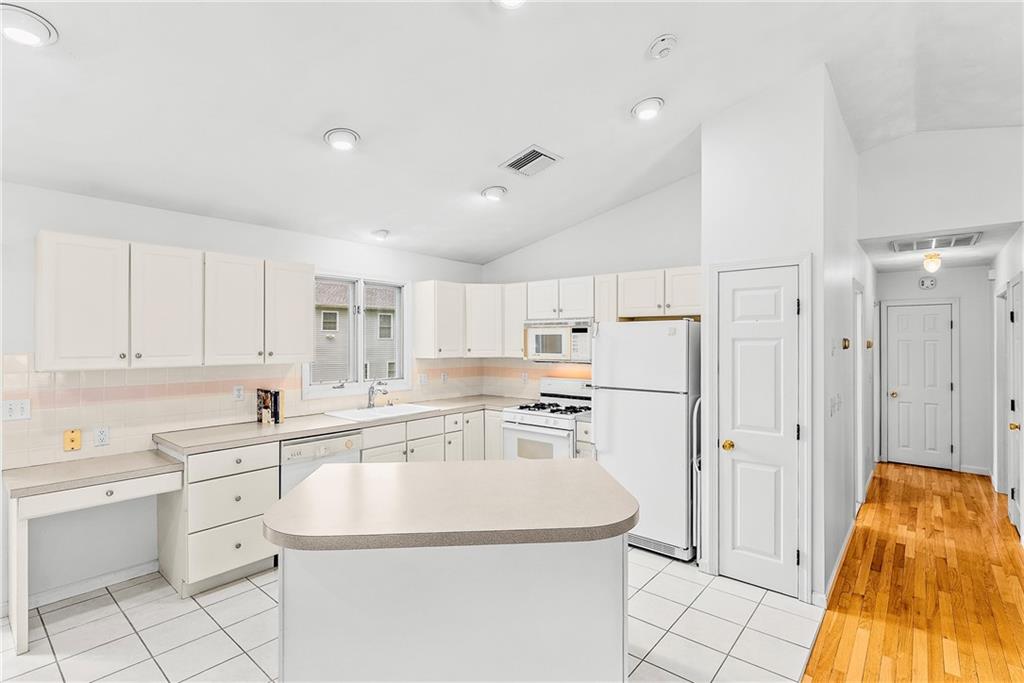 2 Ryan Lane Property Photo 17