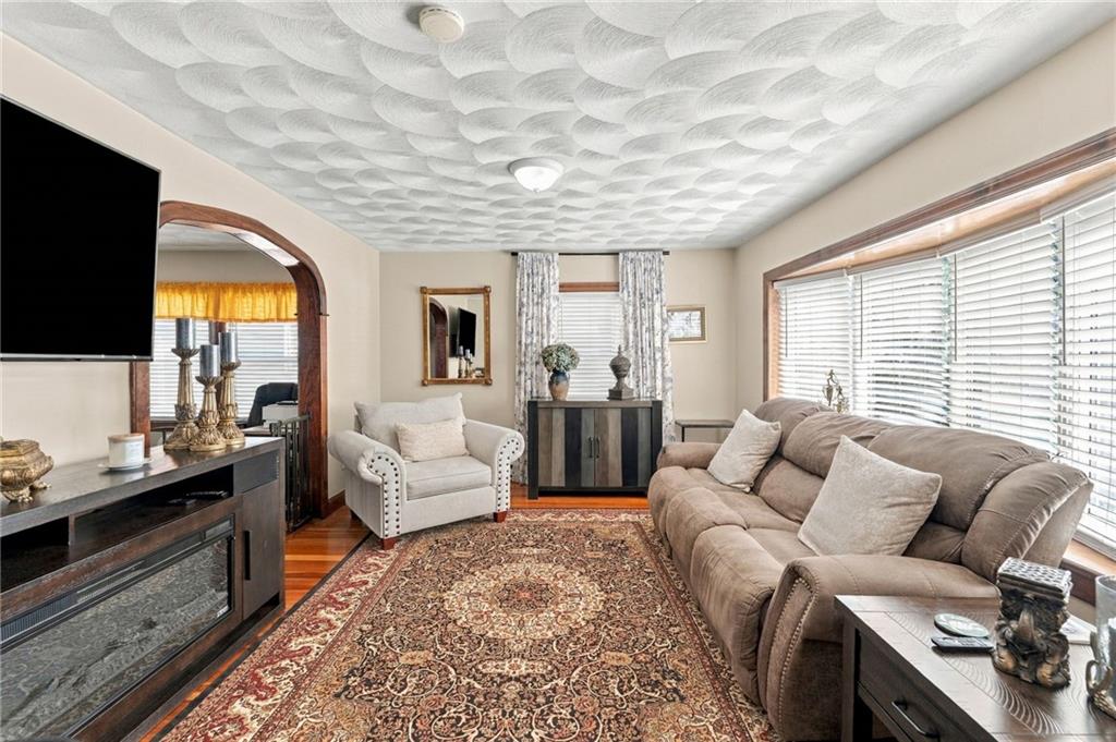 37 Homer Street Property Photo 7