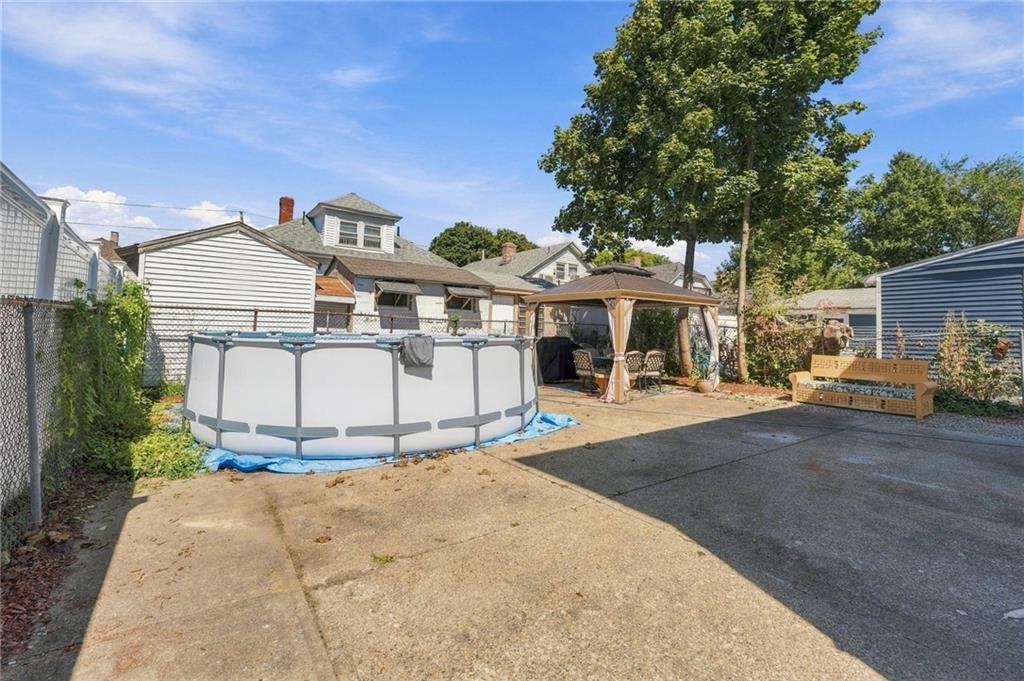 37 Homer Street Property Photo 40