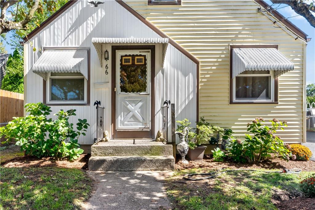 66 Larchmere Drive Property Photo 1