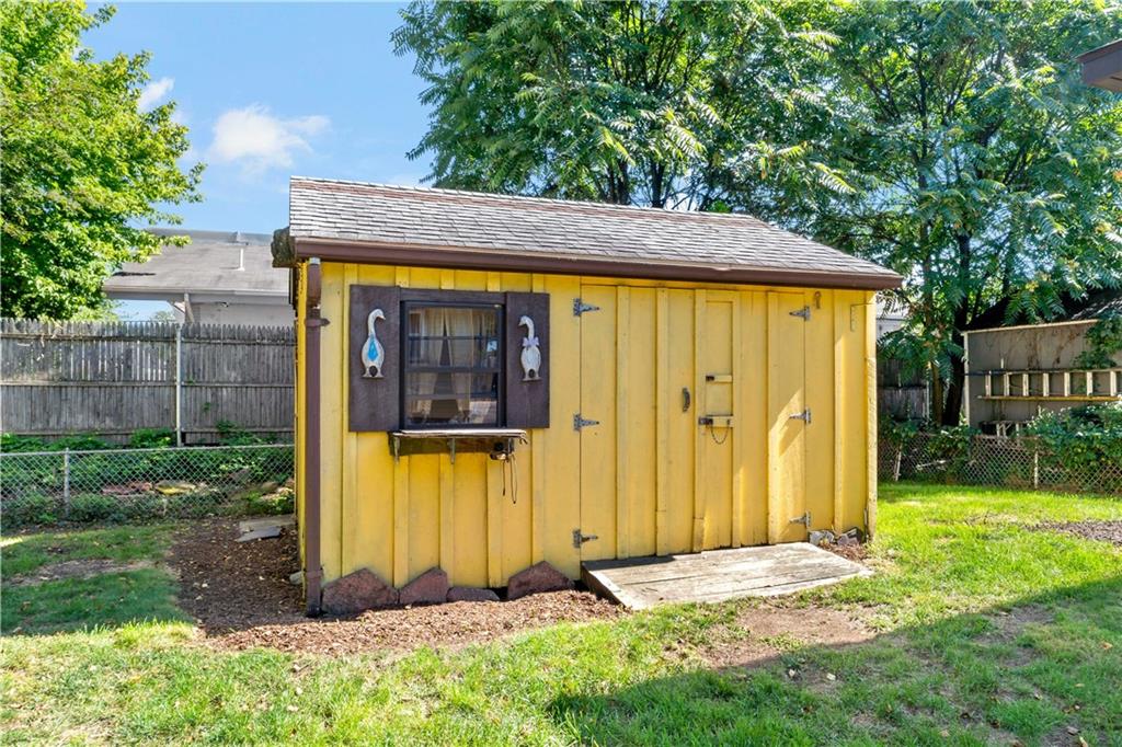66 Larchmere Drive Property Photo 17