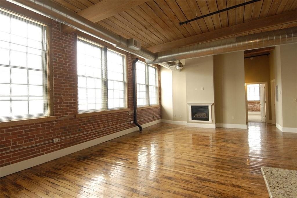 624 Washington Street Unit A-319 Property Photo 6