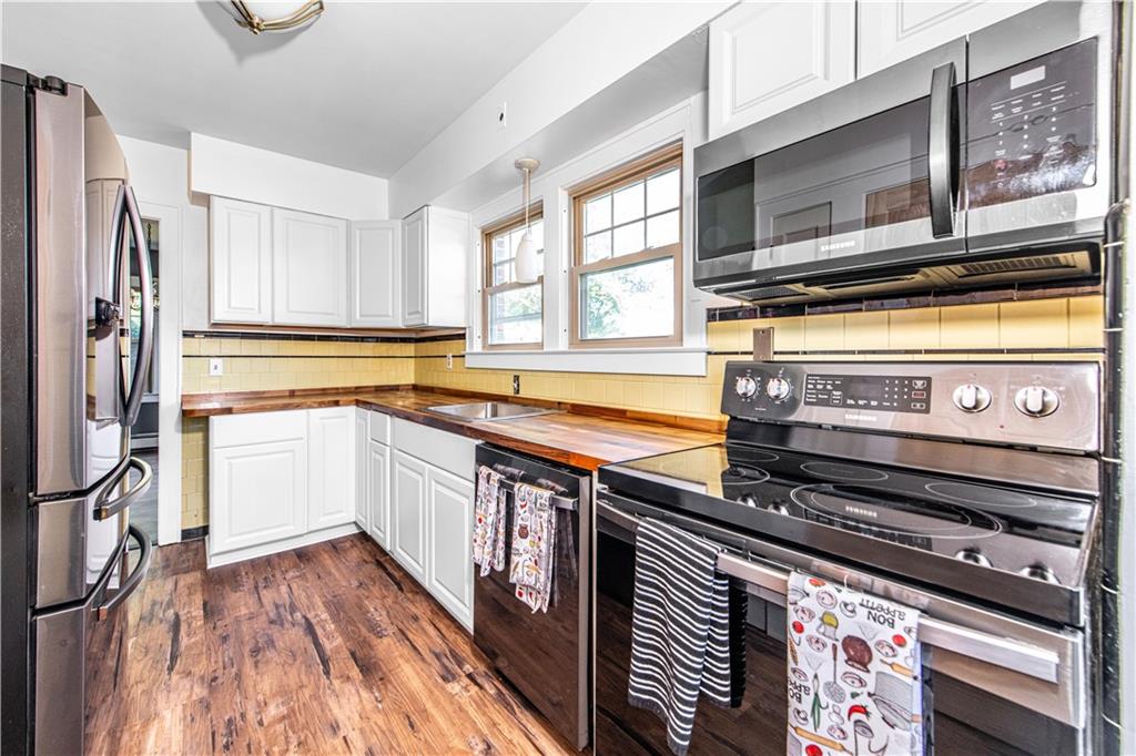 3 Moreland Street Property Photo 21