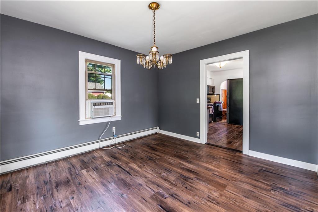 3 Moreland Street Property Photo 26