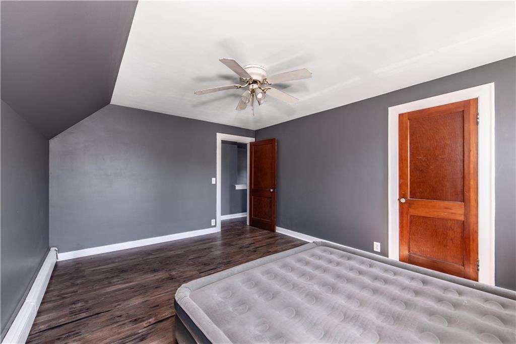 3 Moreland Street Property Photo 33