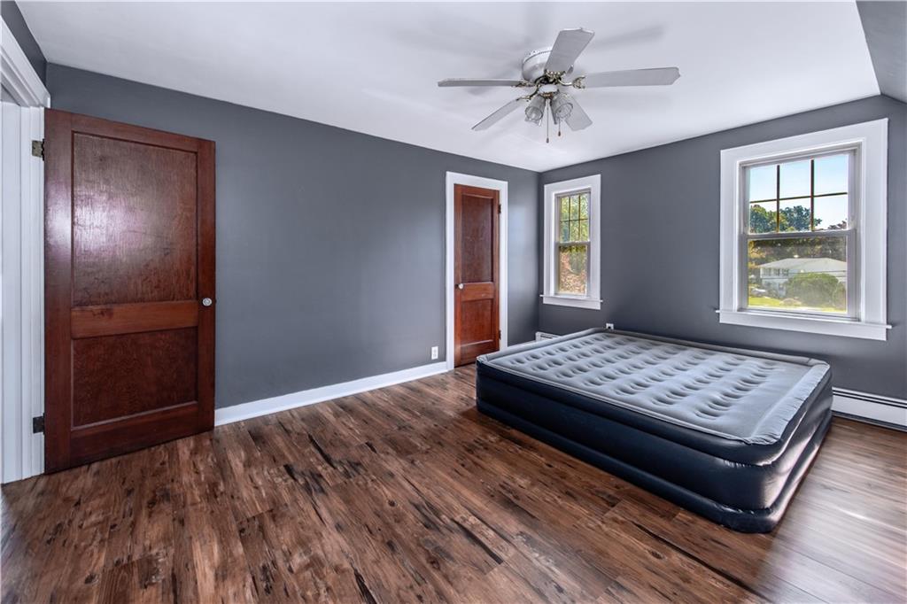 3 Moreland Street Property Photo 34