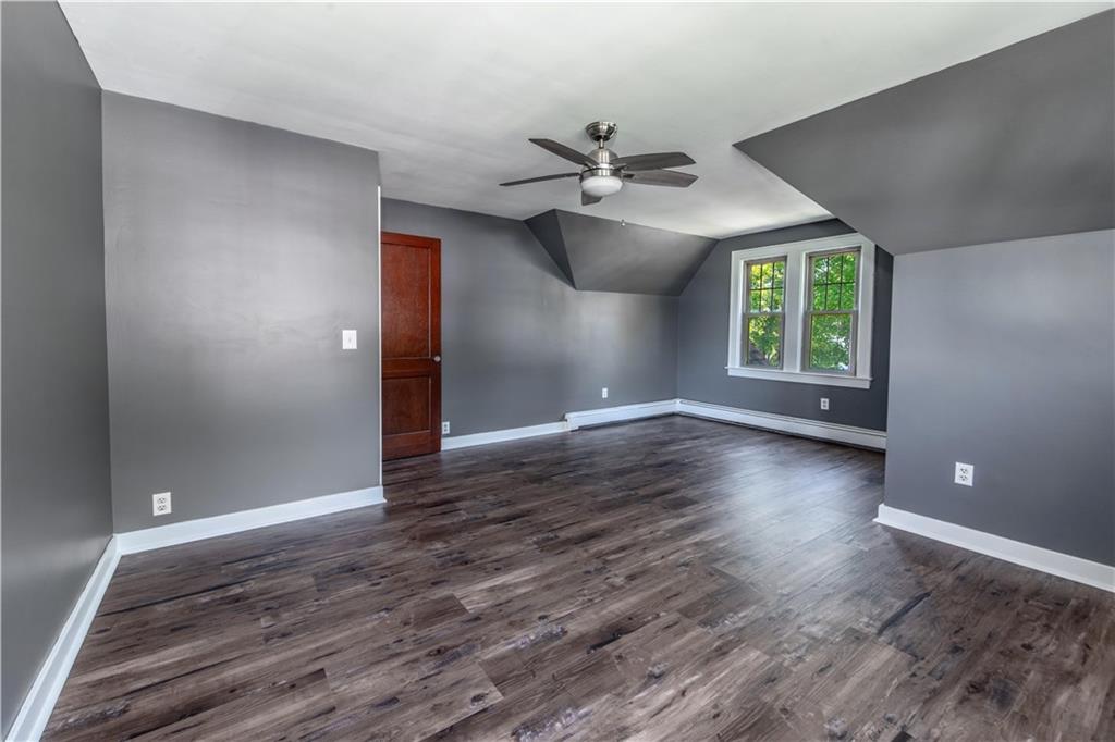3 Moreland Street Property Photo 38