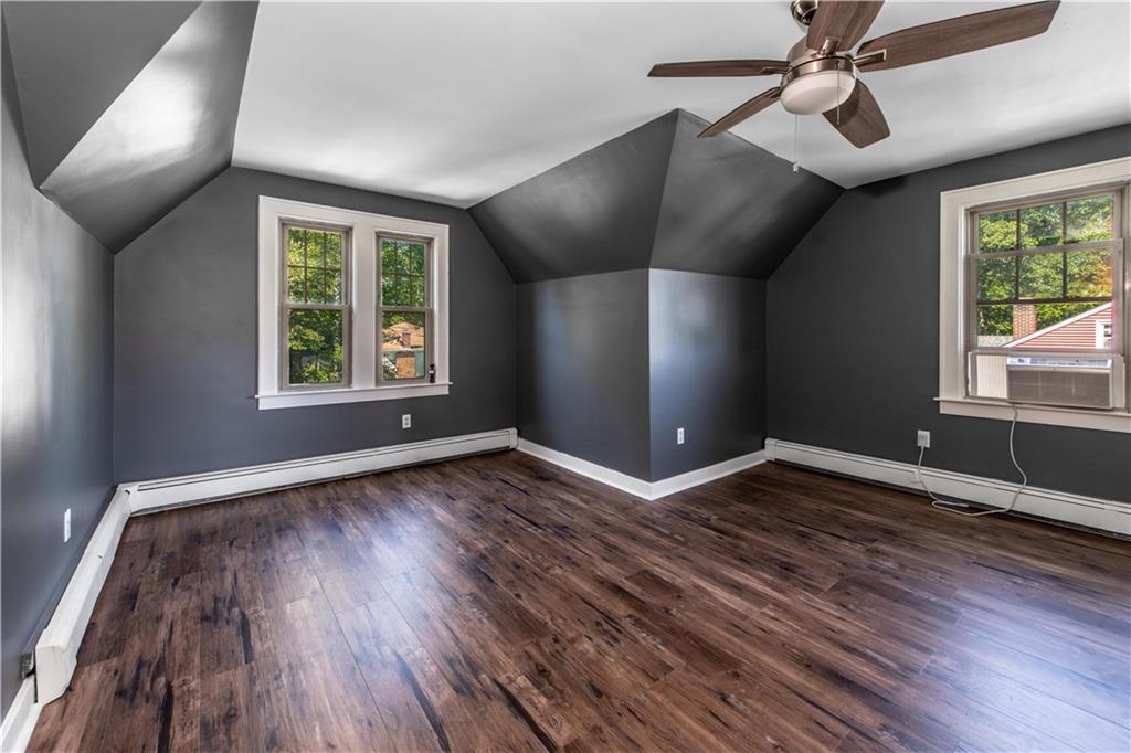3 Moreland Street Property Photo 39