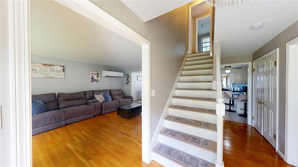 865 Steere Farm Road Property Photo 4