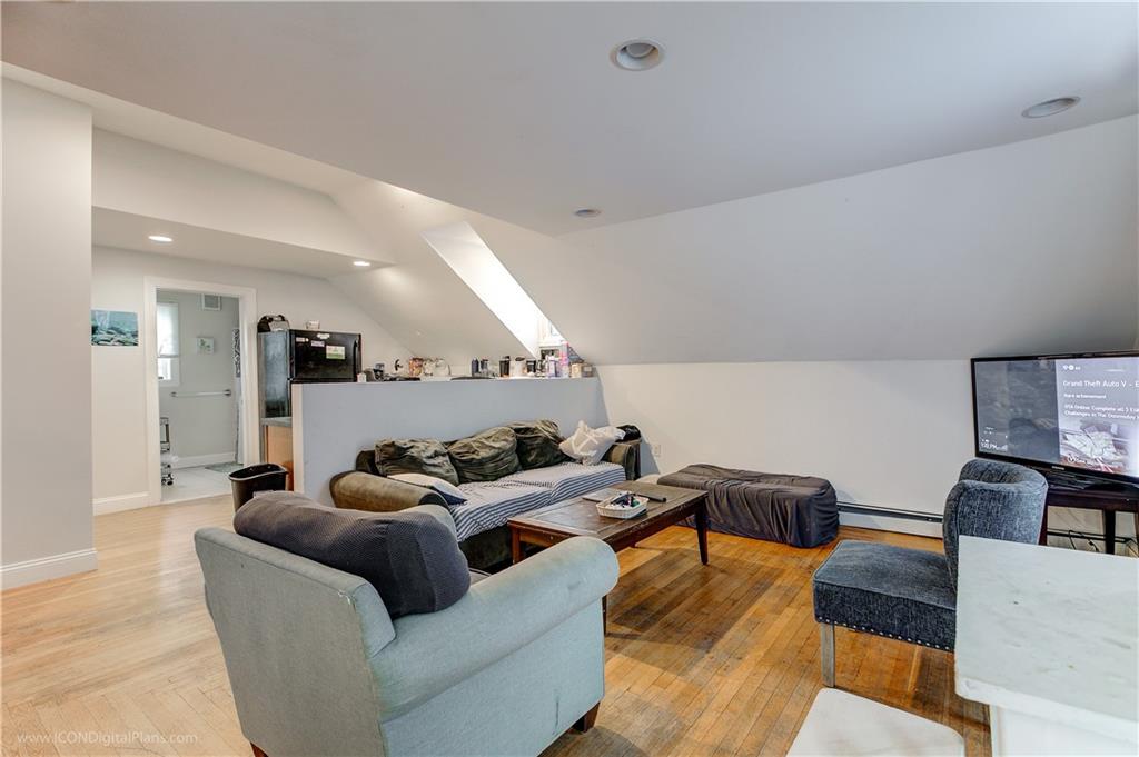 23 Stockholm Street Unit 2 Property Photo 4
