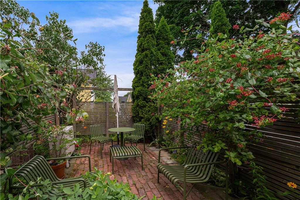 22 Halsey Street Unit 2 Property Photo 19