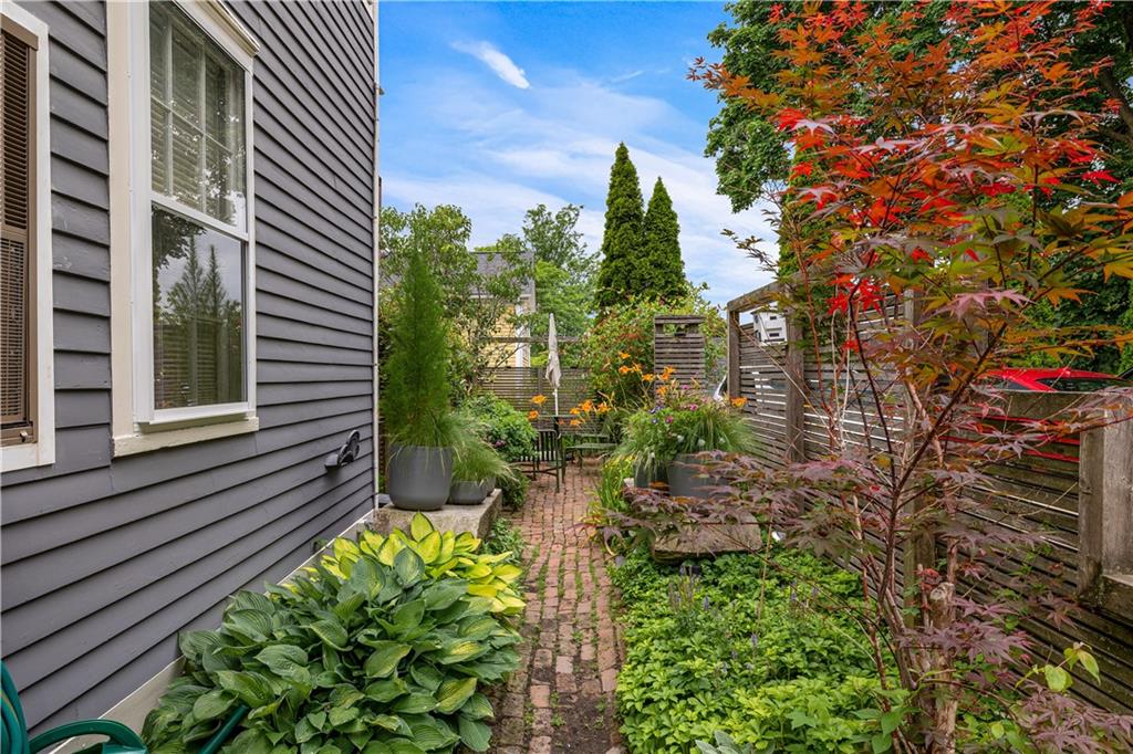 22 Halsey Street Unit 2 Property Photo 21