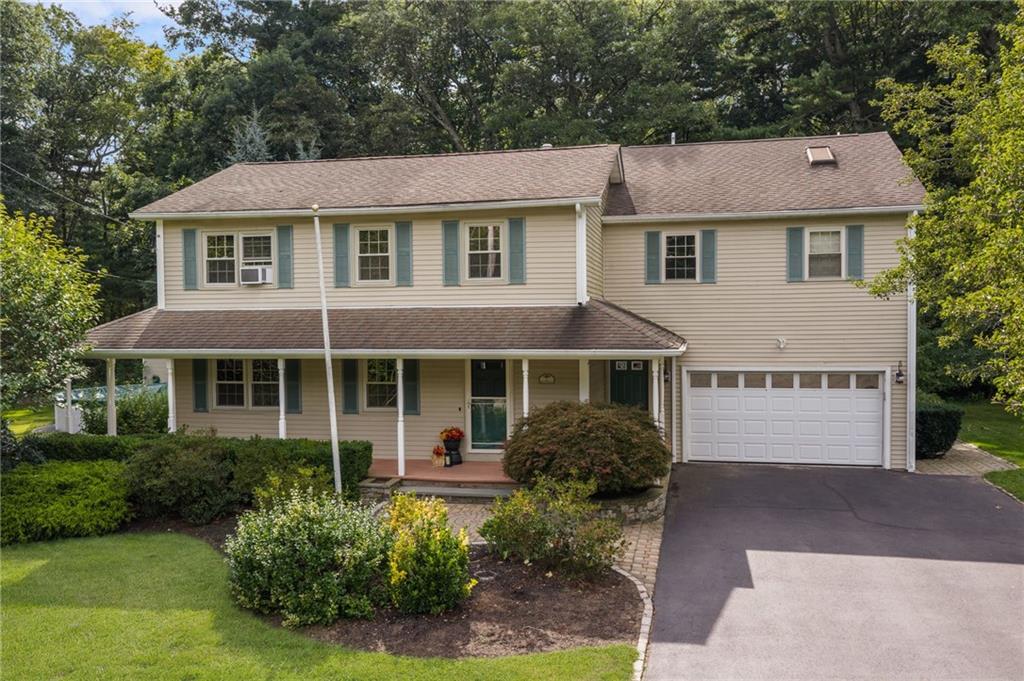 11 Birchwood Lane Property Photo 1