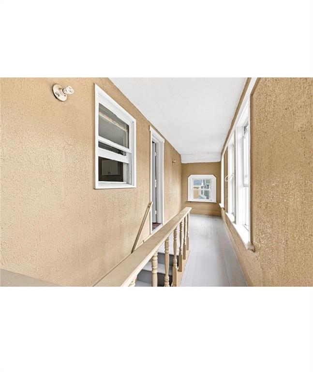 180 Ohio Avenue Property Photo 11