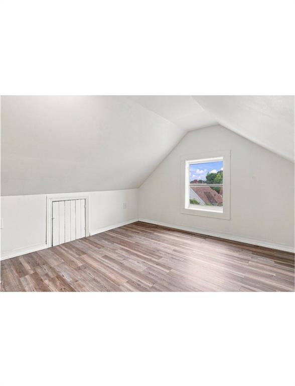 180 Ohio Avenue Property Photo 15