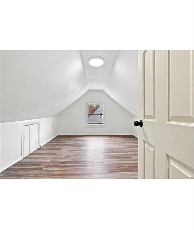 180 Ohio Avenue Property Photo 16