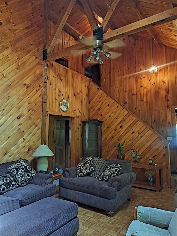 500 Plain Road Property Photo 14