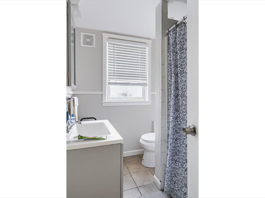 13 Rosebank Avenue Property Photo 13