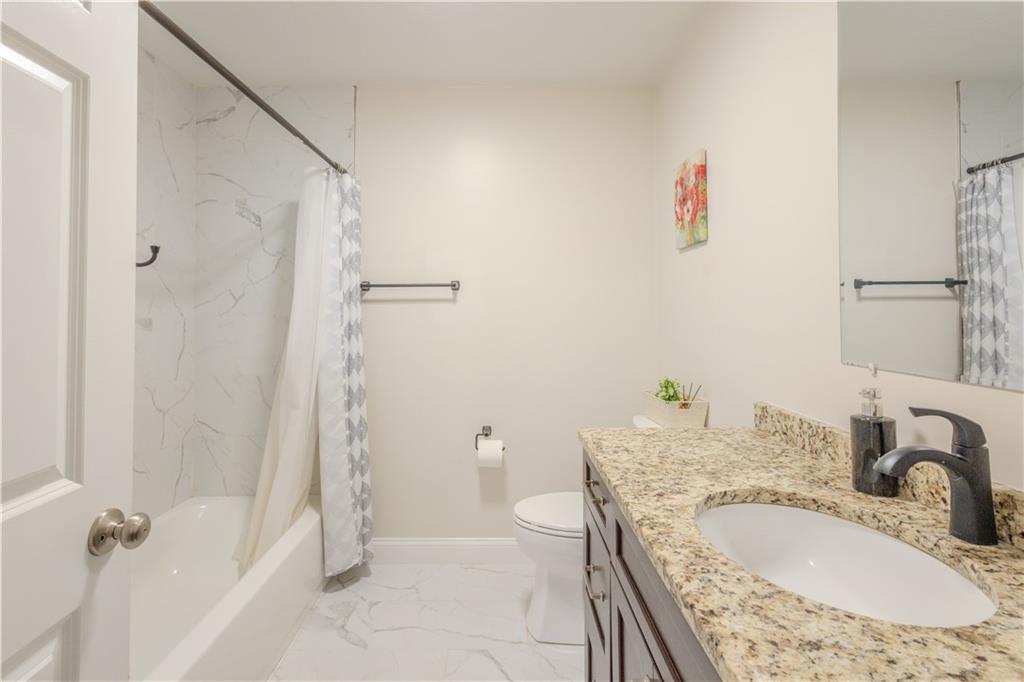 902 Hunting Hill Drive Property Photo 19