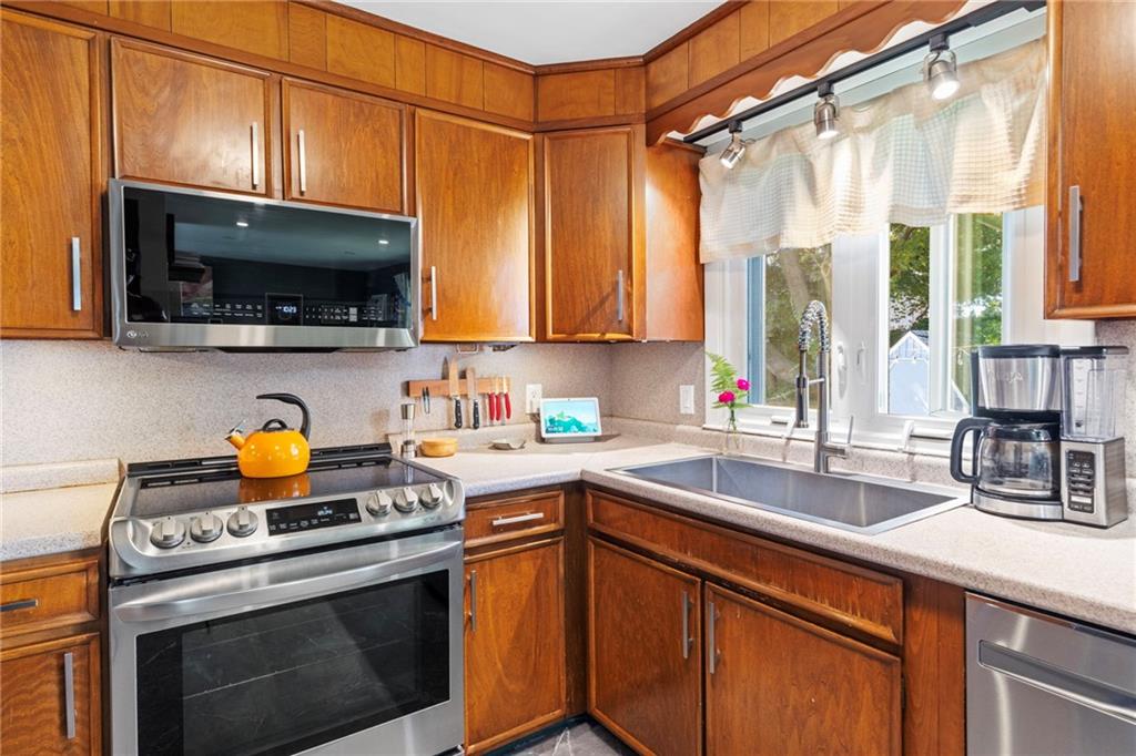 34 Clifden Avenue Property Photo 18