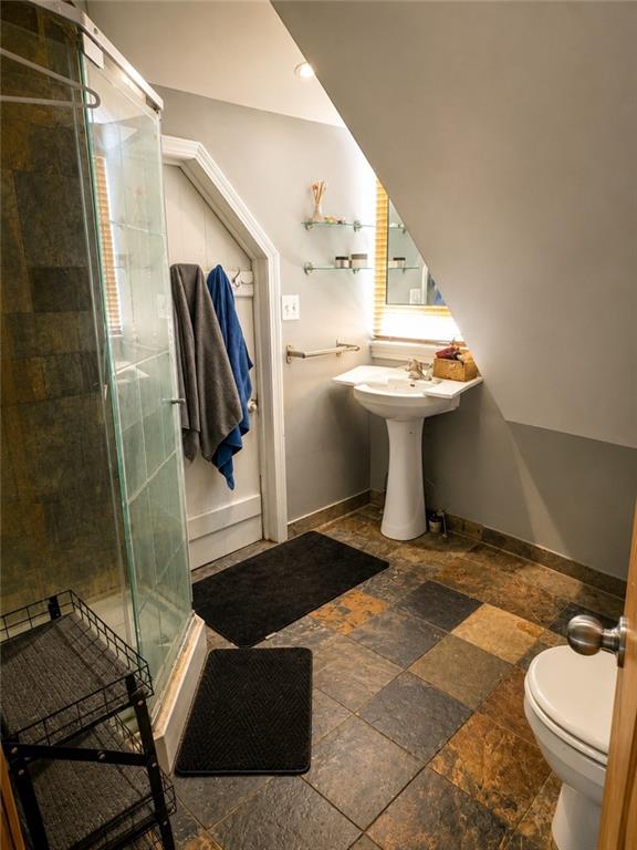 16 Winsor Street Property Photo 23