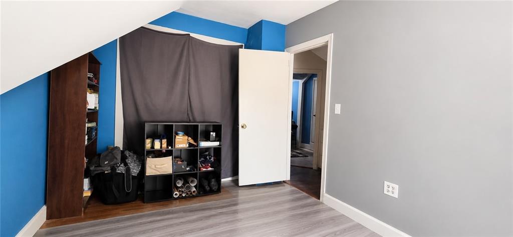 16 Winsor Street Property Photo 27