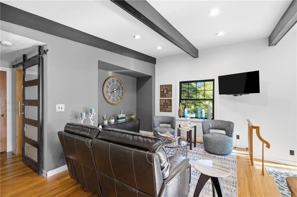 3 Hilltop Court Property Photo 9