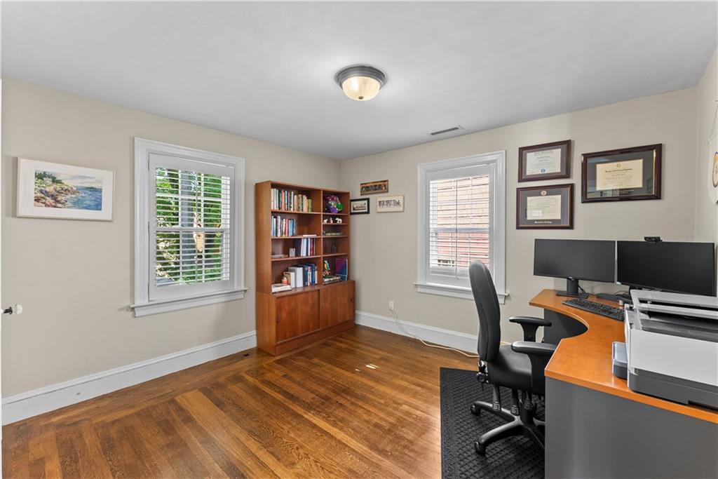14 Creston Way Property Photo 25