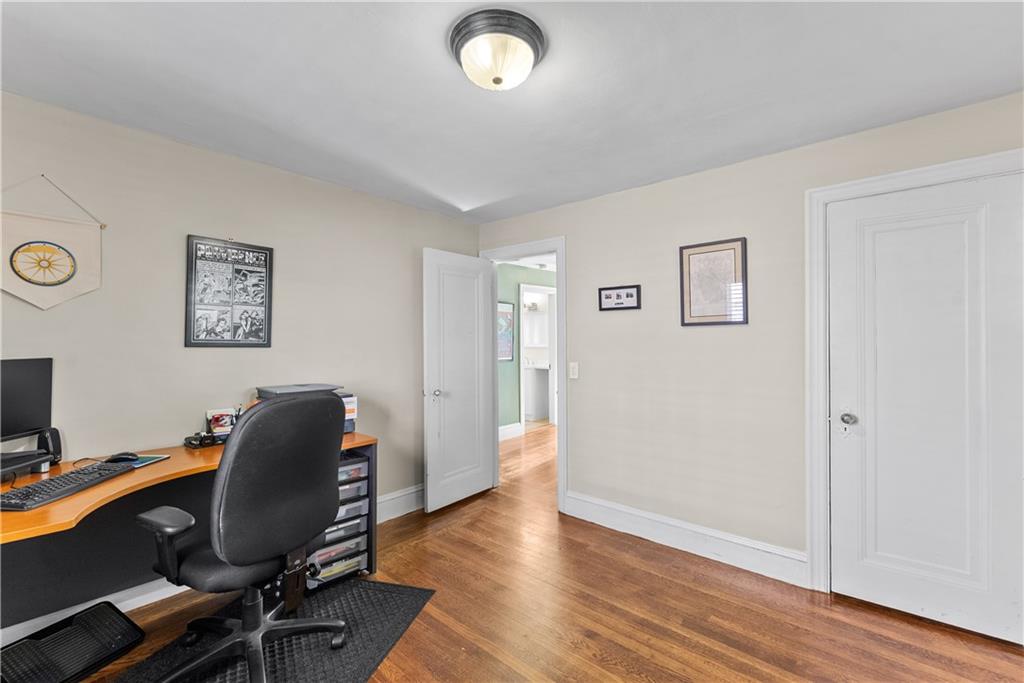 14 Creston Way Property Photo 26