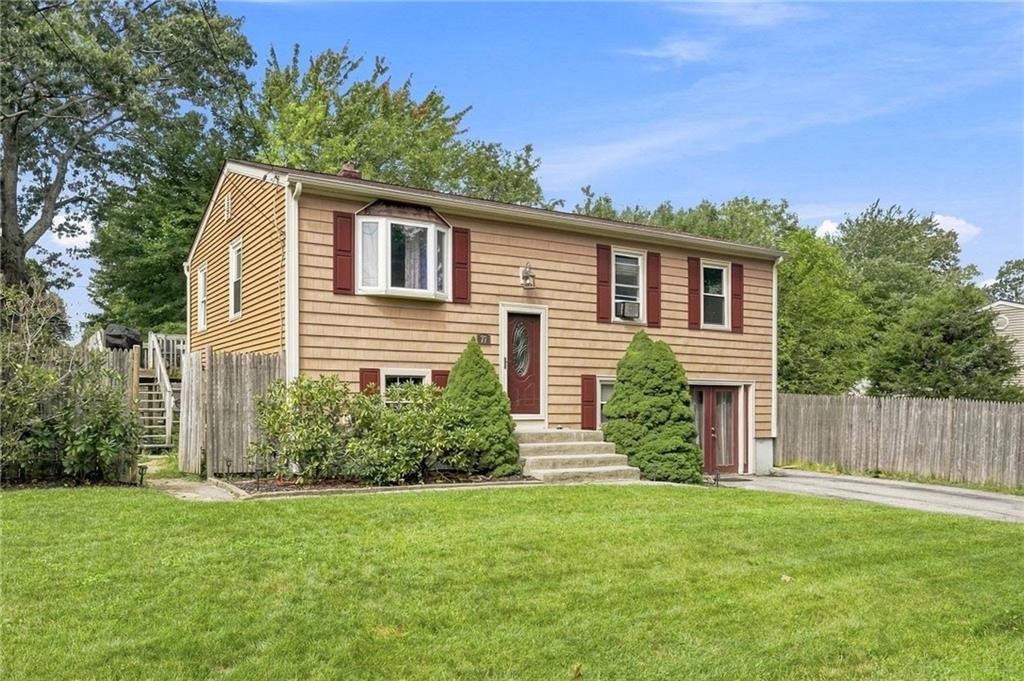 77 Kenneth Avenue Property Photo 1