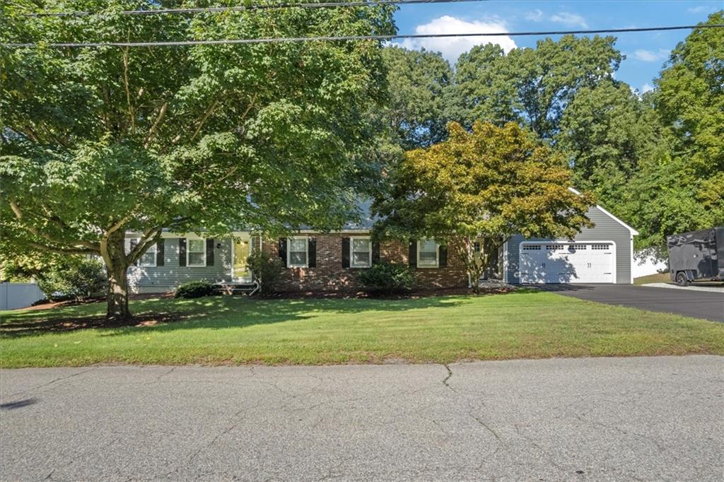 101 Newell Drive Property Photo 2