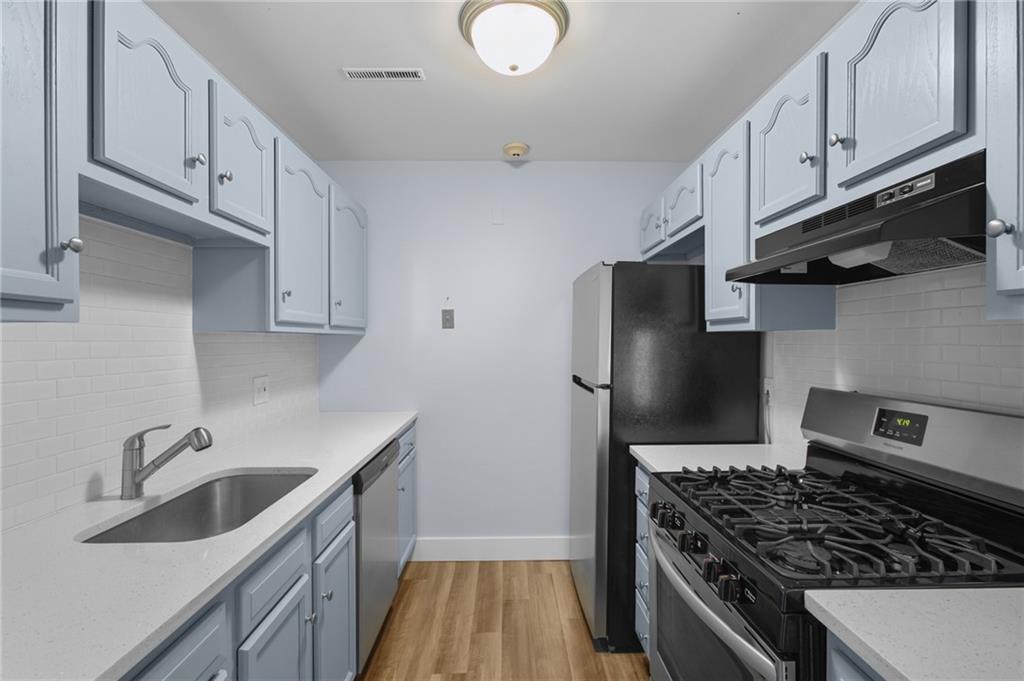 130 Fordson Avenue Unit 7 Property Photo 7