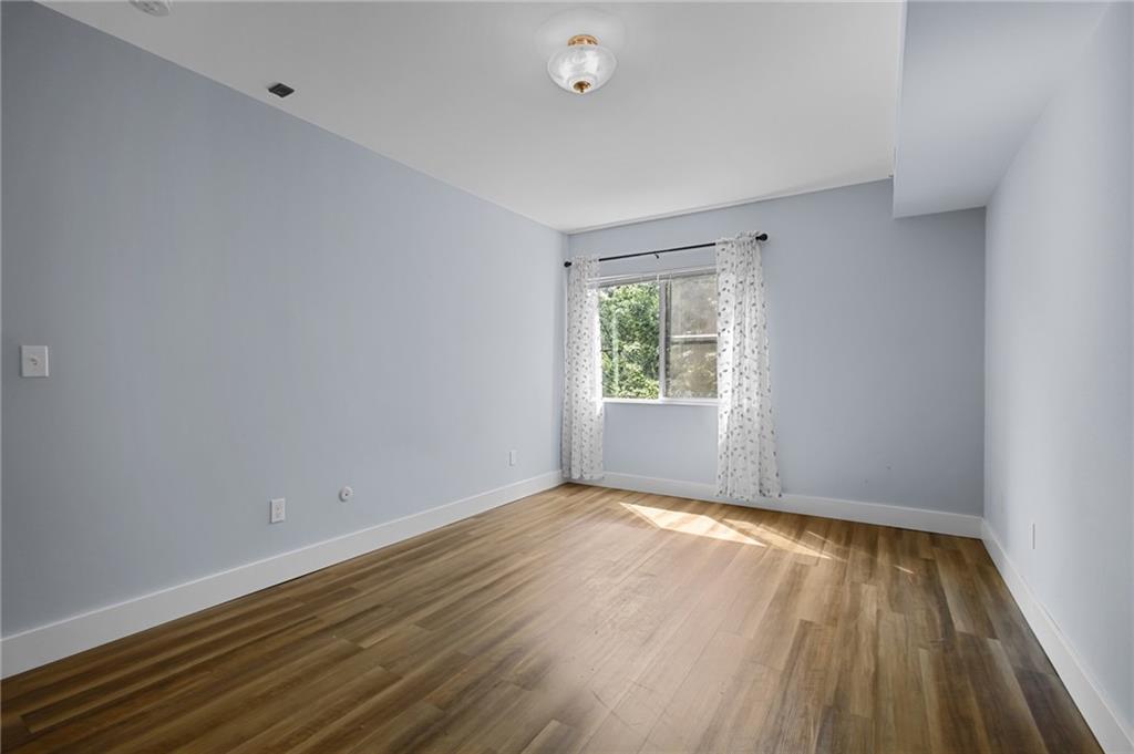 130 Fordson Avenue Unit 7 Property Photo 19