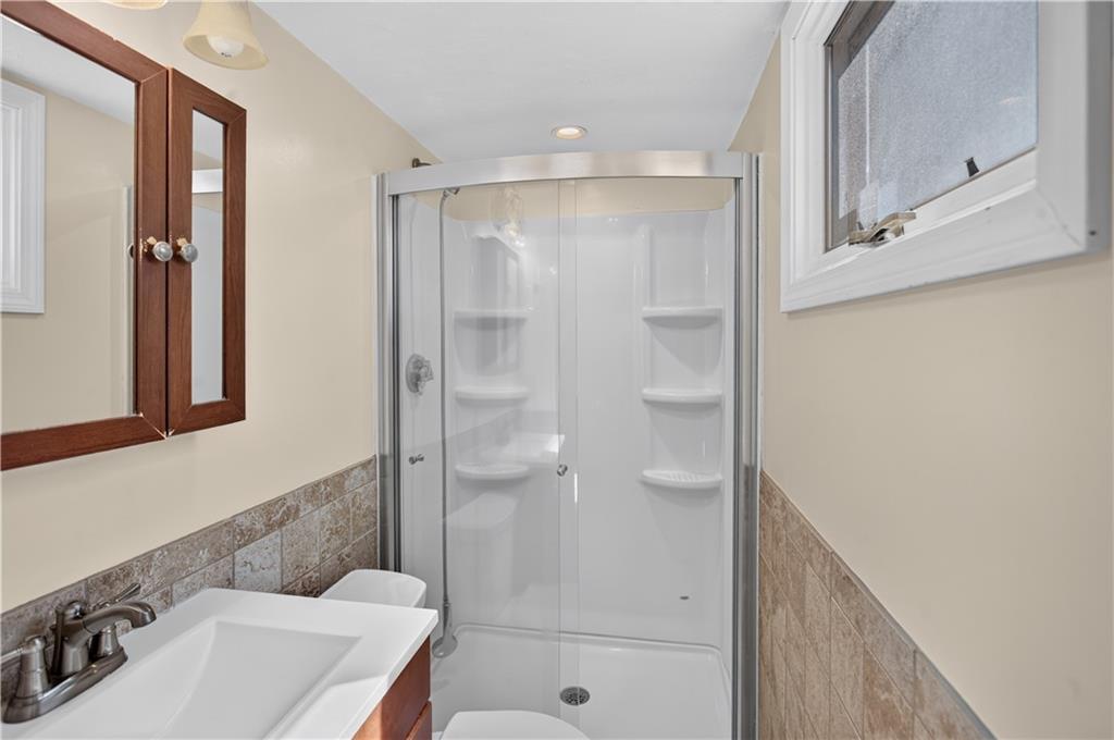141 143 East Avenue Property Photo 28