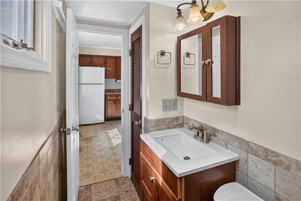 141 143 East Avenue Property Photo 33