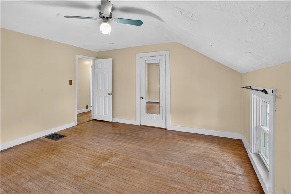 141 143 East Avenue Property Photo 36