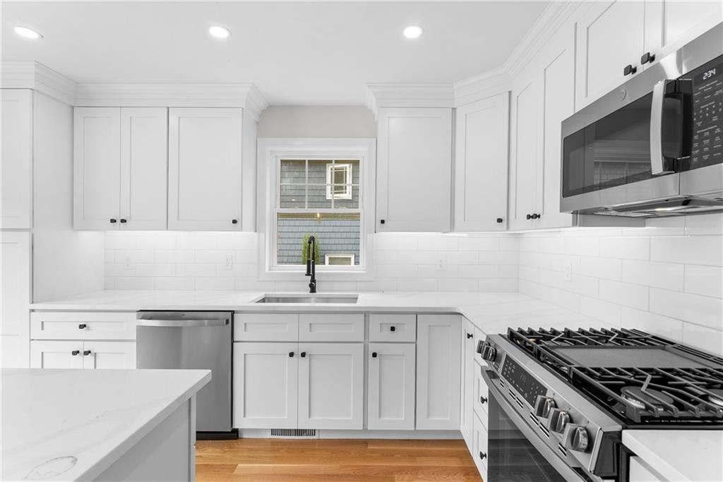 9 Kinsman Street Property Photo 17