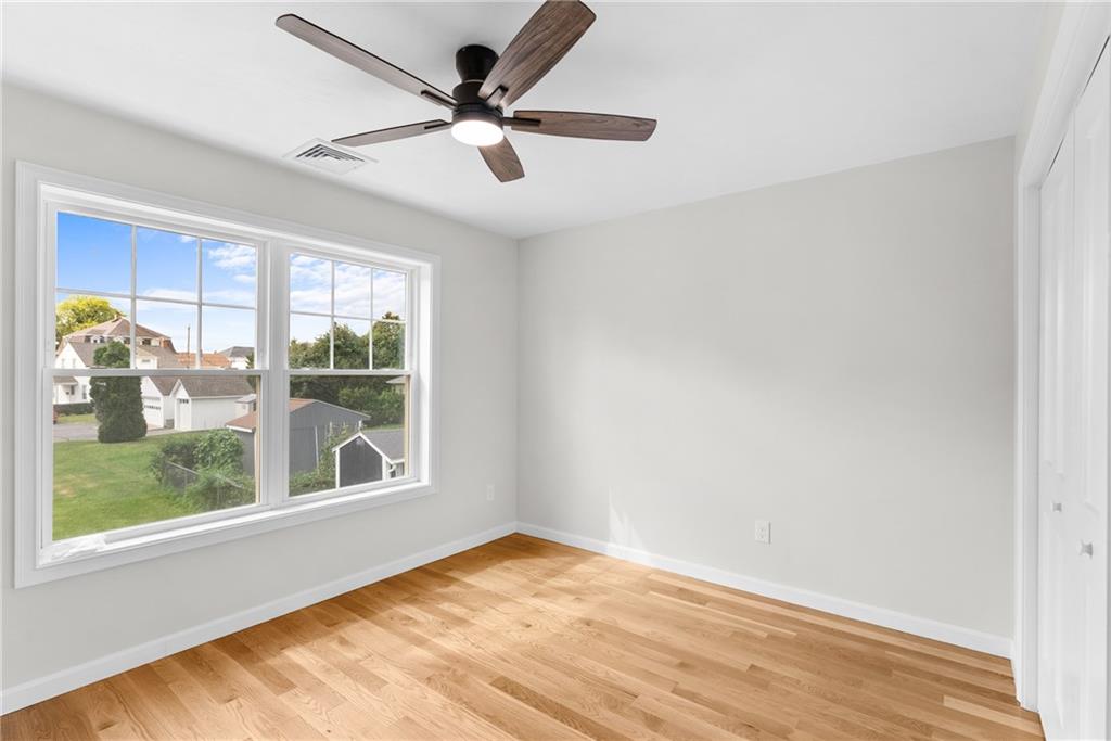 9 Kinsman Street Property Photo 24