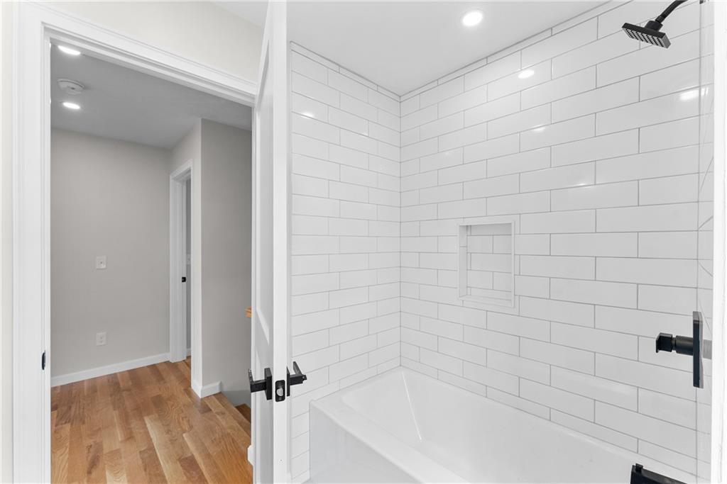 9 Kinsman Street Property Photo 28