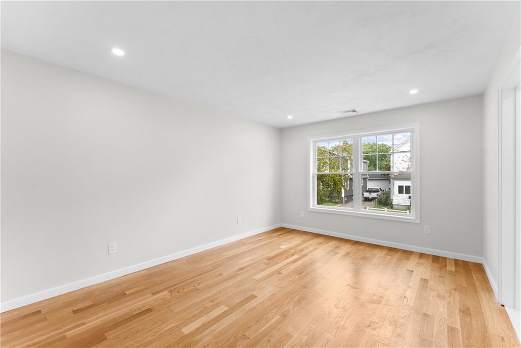 9 Kinsman Street Property Photo 29