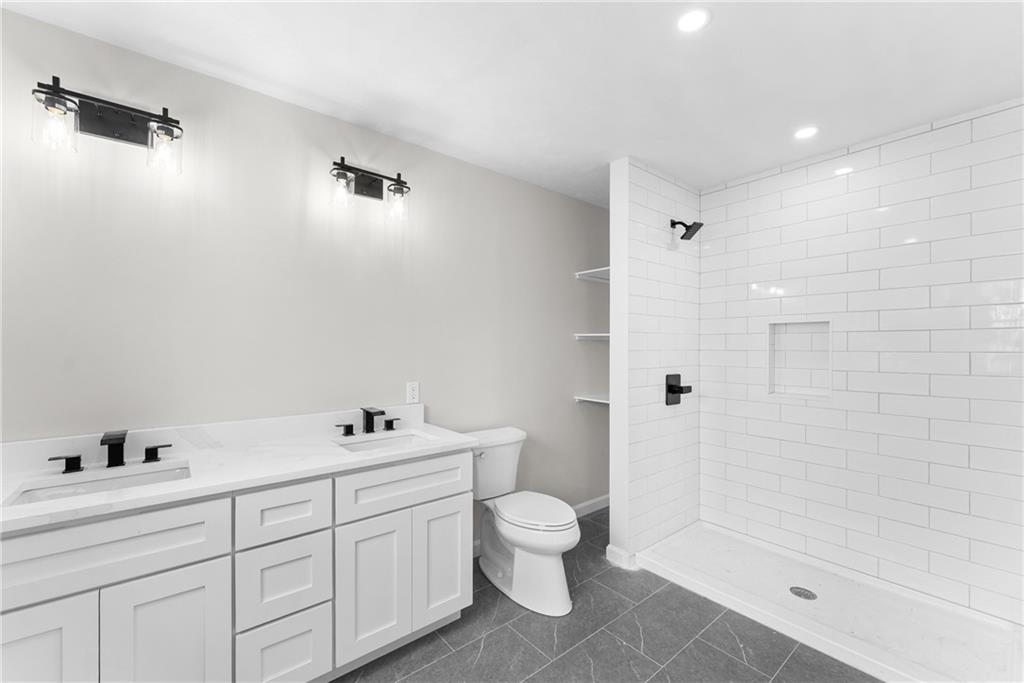9 Kinsman Street Property Photo 31