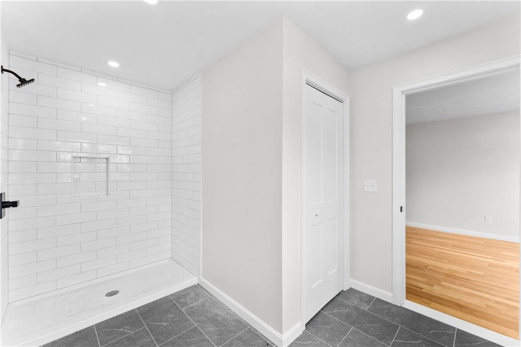 9 Kinsman Street Property Photo 32