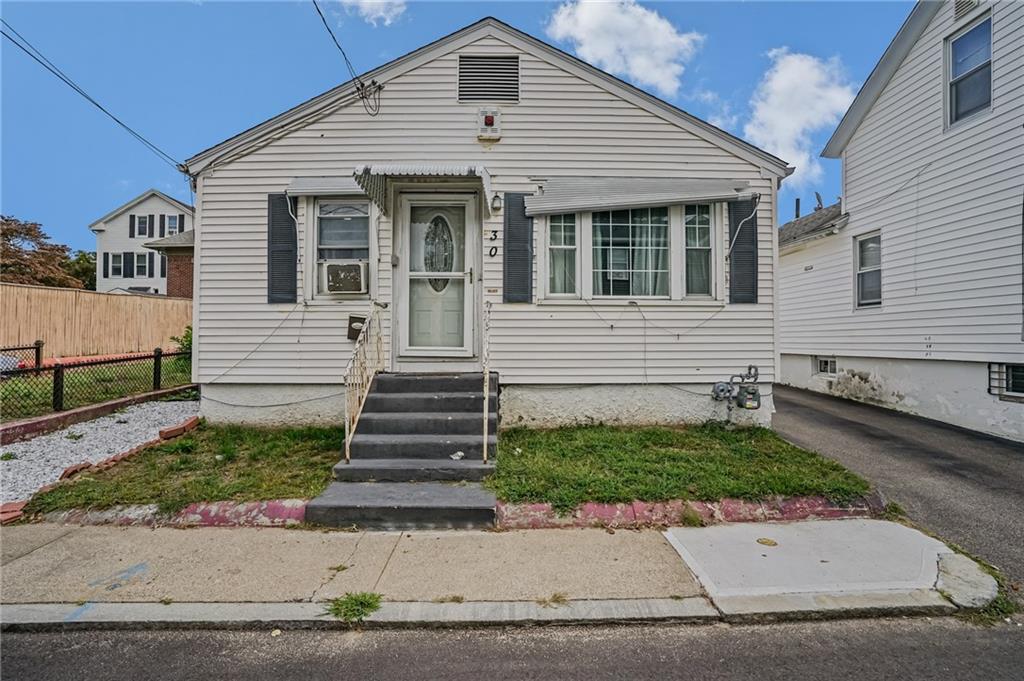 30 Touro Street Property Photo 1
