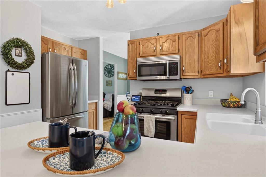 17 Watch Hill Way Property Photo 18