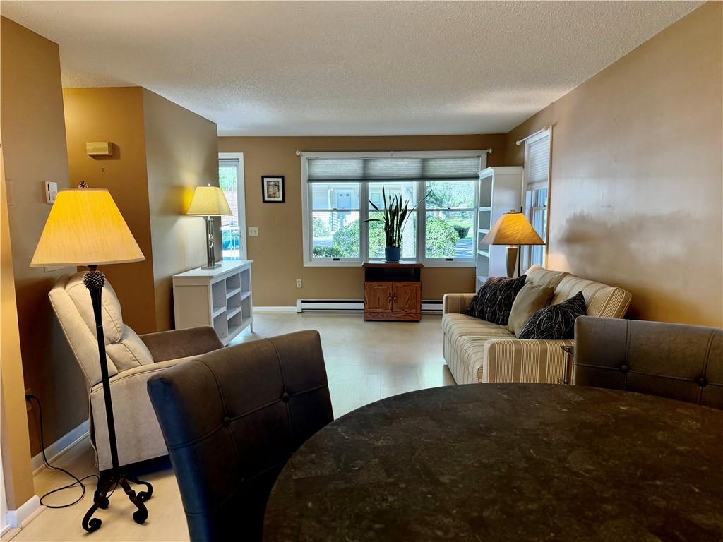 32 W Castle Way Unit A Property Photo 5