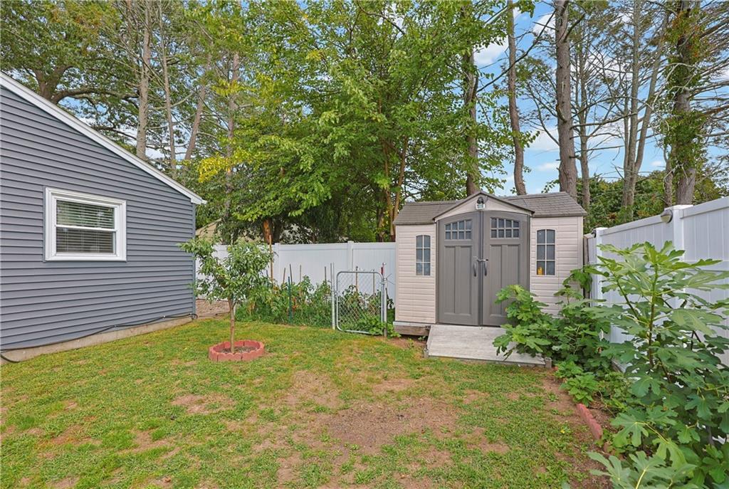 849 Roger Williams Avenue Property Photo 40